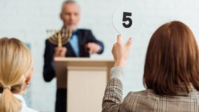 オークションと買取、どちらが得か？ – 売却方法の選び方と違い –